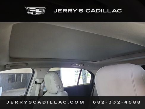 Used 2021 Cadillac XT4 Luxury FWD image 8
