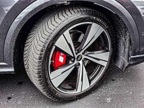 Used 2025 Audi SQ5 Prestige image 7