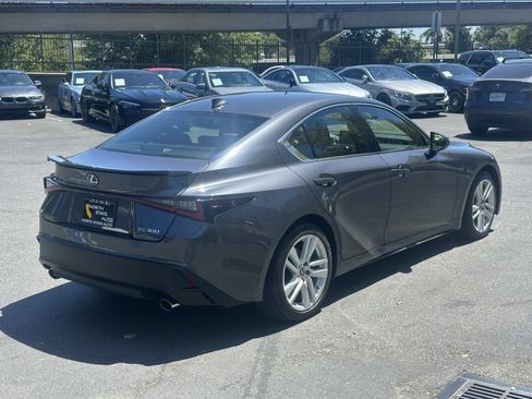 Used 2021 Lexus IS 300 w/ Accessory Package RWD image 8