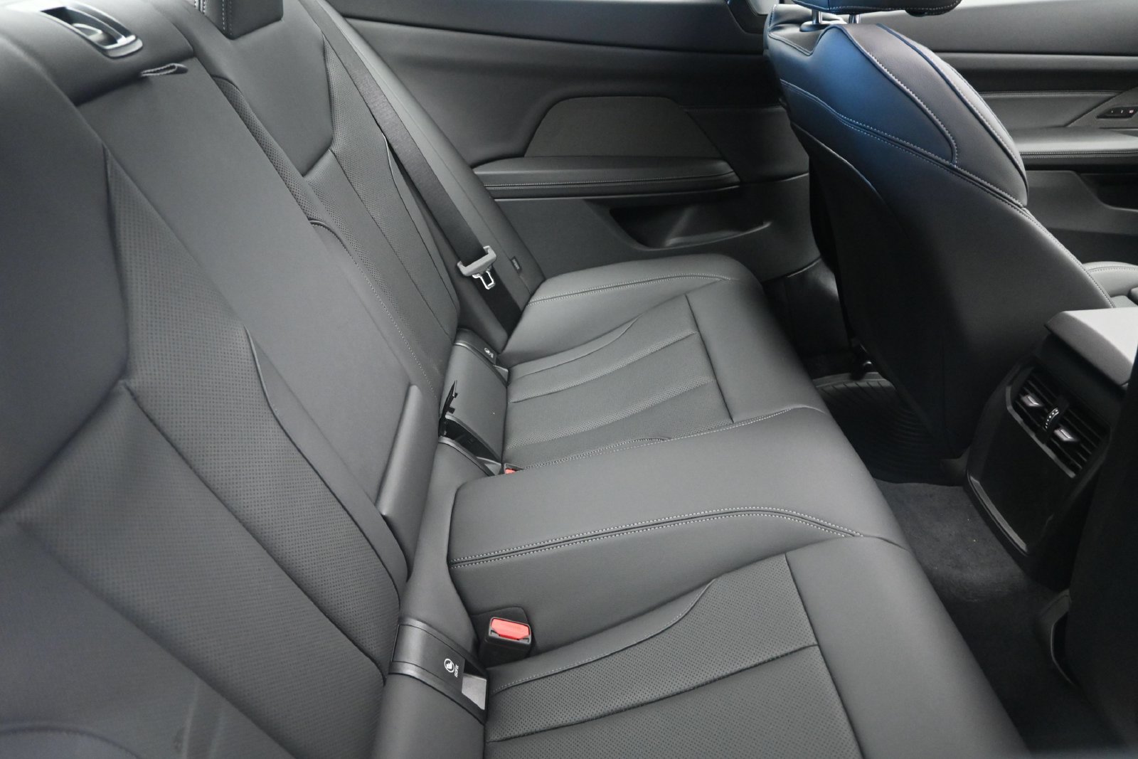 New 2027 BMW 430i Coupe w/ M Sport Package AWD/4WD image 20