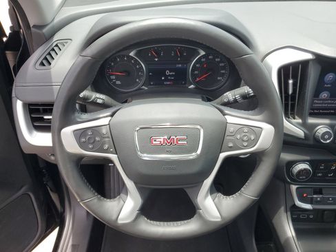 Used 2022 GMC Terrain SLT w/ LPO, Floor Liner Package FWD image 25