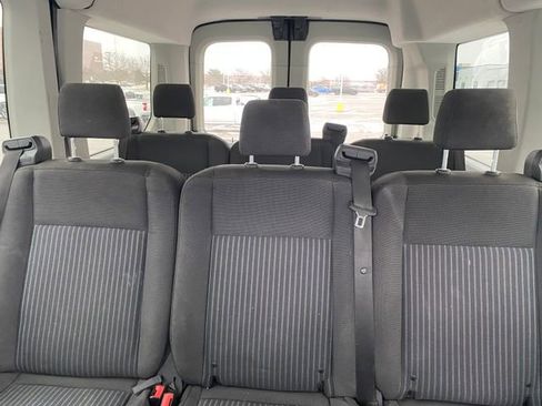 Used 2019 Ford Transit 150 XLT image 7
