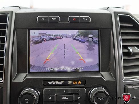 Used 2022 Ford F250 XLT w/ XLT Premium Package AWD/4WD image 33
