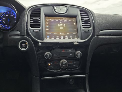 Used 2016 Chrysler 300 S w/ 300S Premium Group image 15