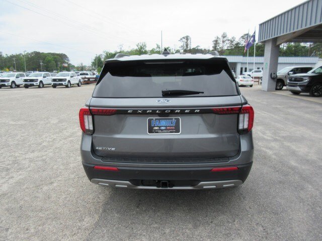 New 2026 Ford Explorer Active w/ Active Comfort Package RWD image 4