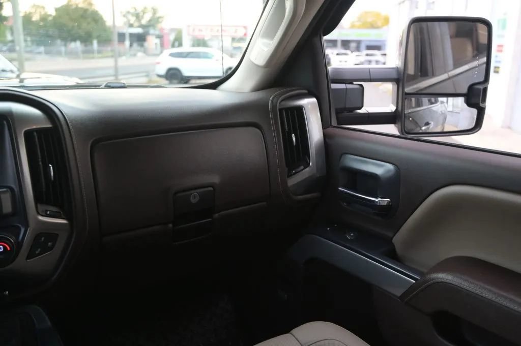 Used 2019 Chevrolet Silverado 3500 LTZ w/ Duramax Plus Package AWD/4WD image 38