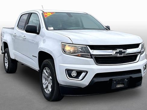 Used 2016 Chevrolet Colorado LT w/ LT Convenience Package RWD image 10