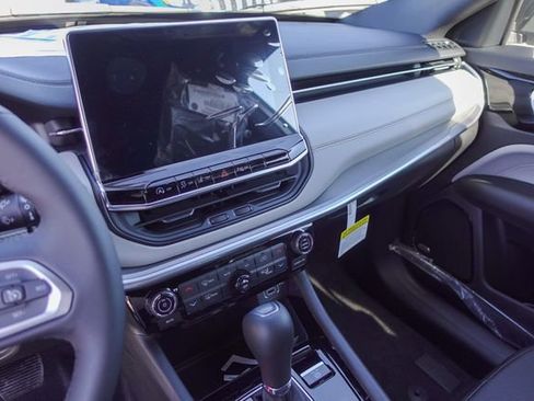 New 2025 Jeep Compass Limited w/ Elite Group image 19