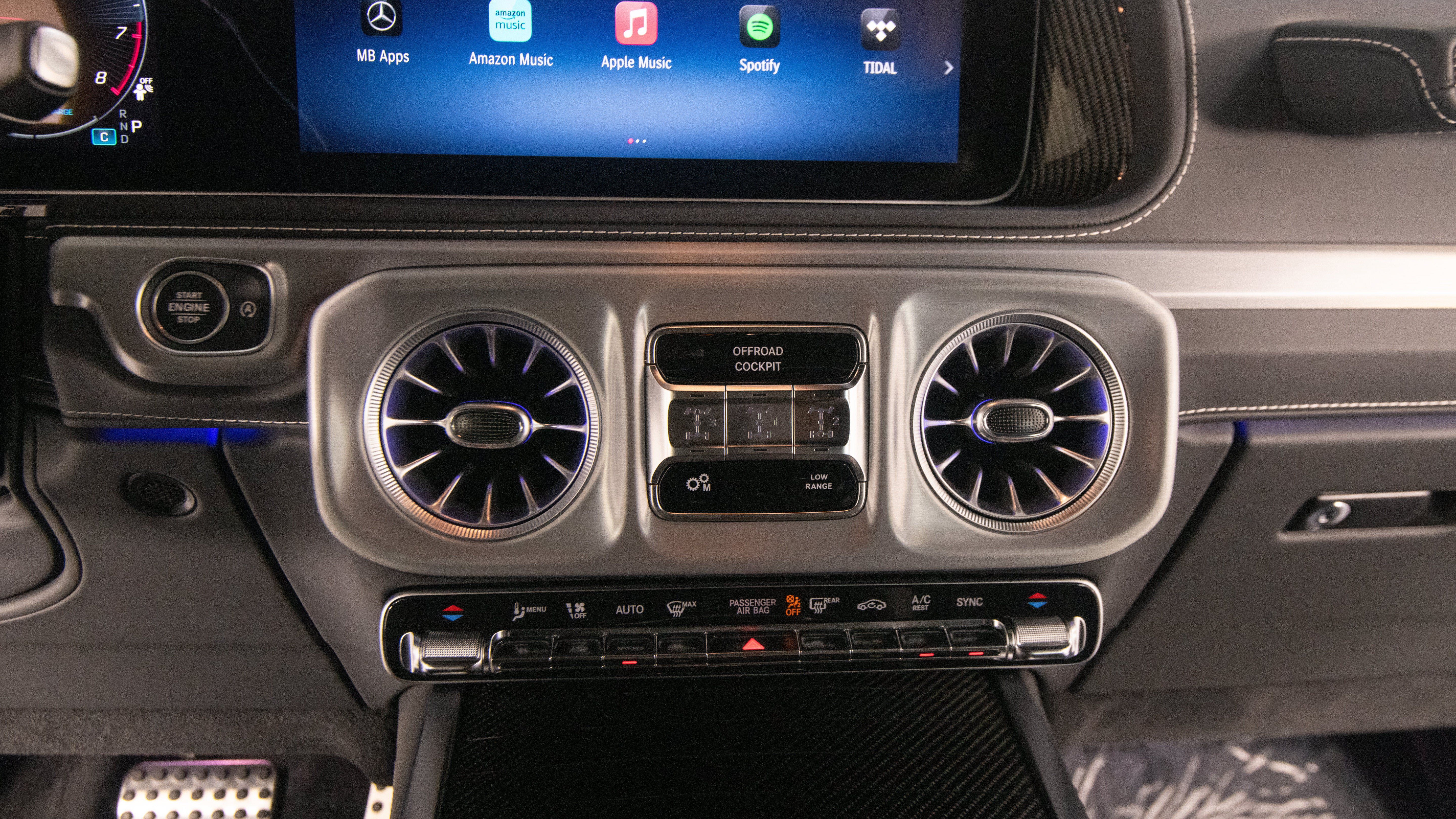 Used 2025 Mercedes-Benz G 63 AMG 4MATIC image 30