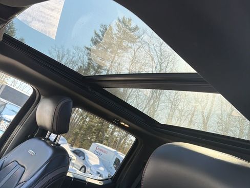 Used 2022 Ford F350 Platinum w/ FX4 Off-Road Package image 23