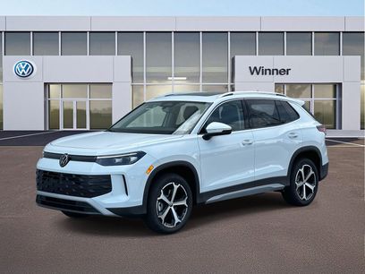 New 2025 Volkswagen Tiguan SE