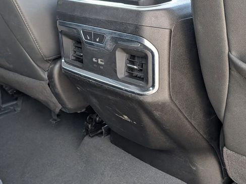 Used 2025 GMC Sierra 2500 SLT w/ SLT Convenience Package AWD/4WD image 30