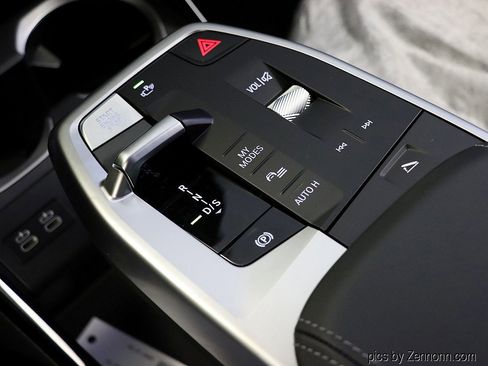 Used 2026 BMW X2 xDrive28i w/ Technology Package image 14