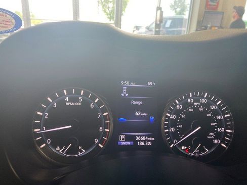 Used 2021 INFINITI Q60 Red Sport 400 w/ Carbon Fiber Package RWD image 22