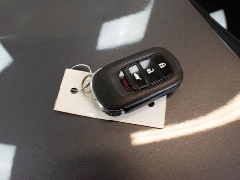 Used 2023 Honda HR-V LX image 24