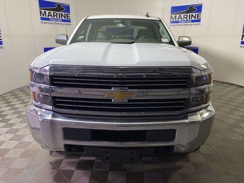 Used 2017 Chevrolet Silverado 2500 W/T AWD/4WD image 15