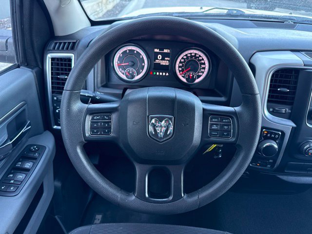 Used 2019 RAM 1500 Warlock AWD/4WD image 16