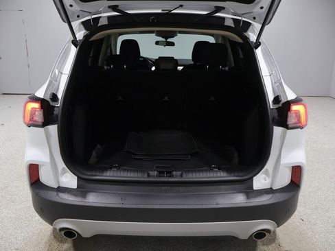 Used 2020 Ford Escape SE image 20