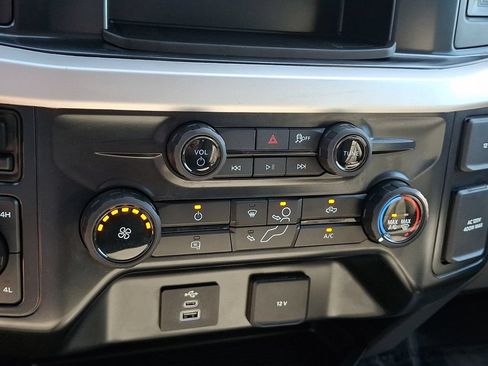 Used 2025 Ford F250 XLT AWD/4WD image 15