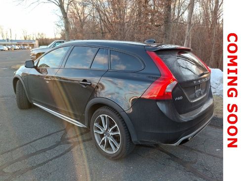 Used 2016 Volvo V60 T5 Cross Country w/ Protection Package image 6