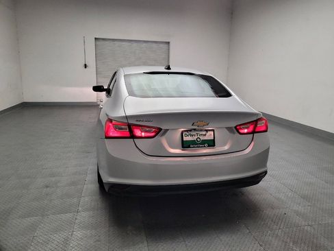 Used 2017 Chevrolet Malibu LS FWD image 6