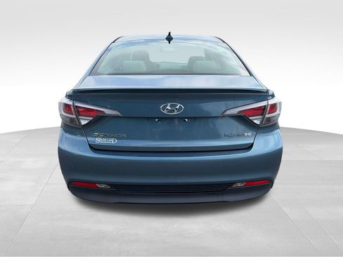 Used 2016 Hyundai Sonata SE FWD image 4