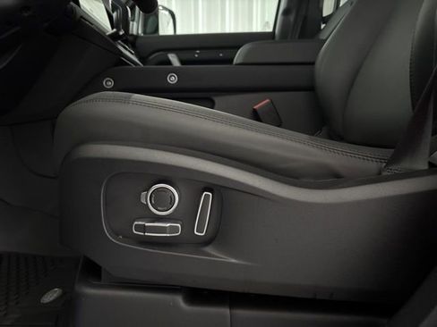 Used 2024 Land Rover Defender 130 V8 image 14