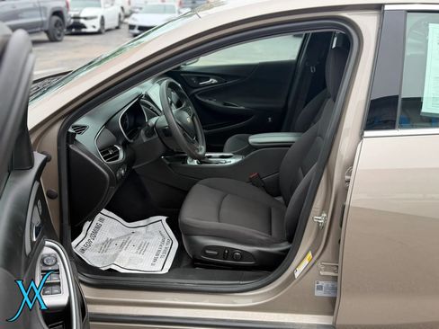 Used 2023 Chevrolet Malibu LT w/ Driver Confidence Package FWD image 10