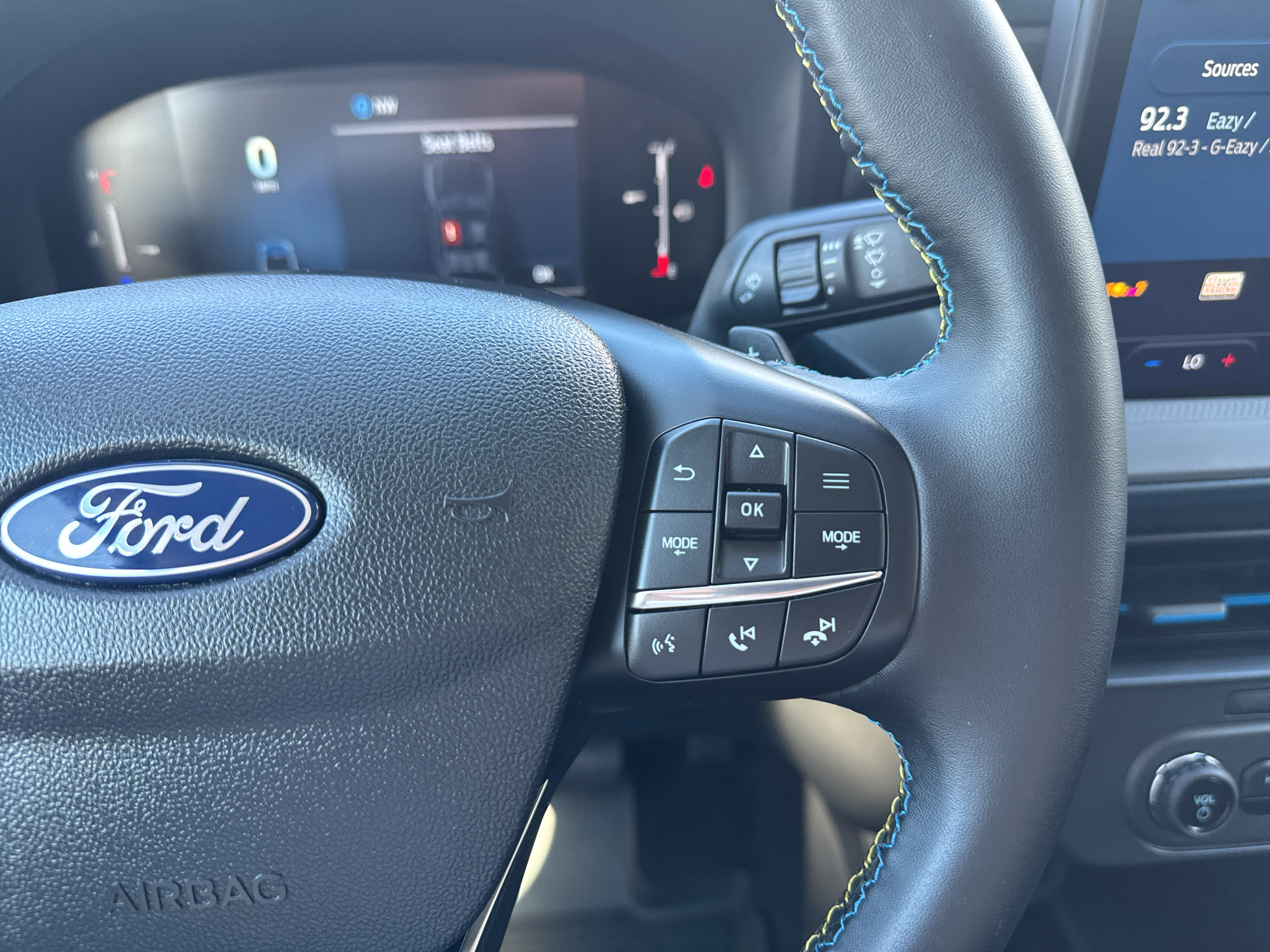 Used 2026 Ford Maverick Lobo AWD/4WD image 10