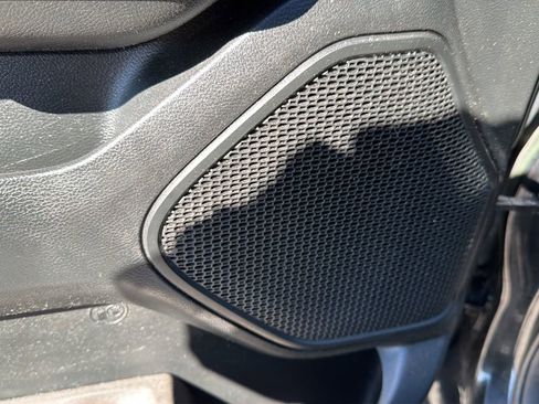 Used 2019 RAM 1500 Big Horn RWD image 27