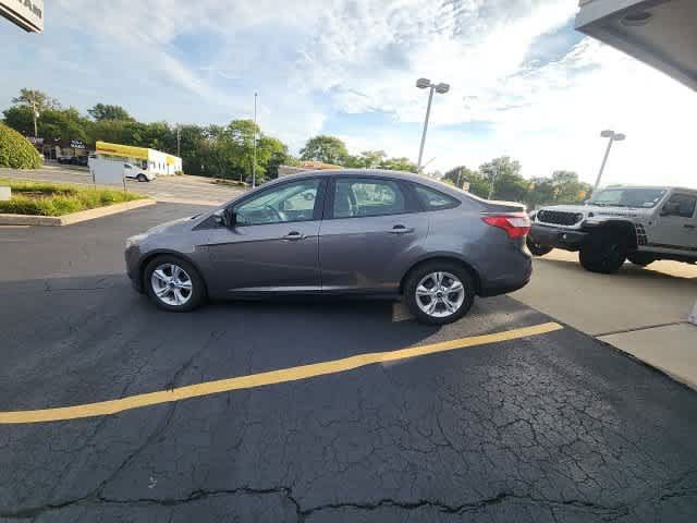 Used 2014 Ford Focus SE w/ SE Winter Package FWD image 18