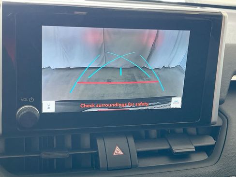 Certified 2025 Toyota RAV4 XLE AWD/4WD image 17