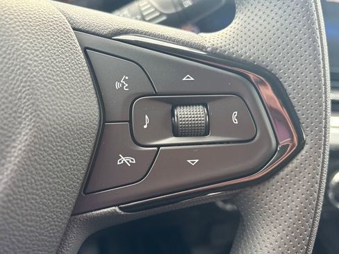 Certified 2026 Chevrolet Trax LT w/ Sunroof Package image 26