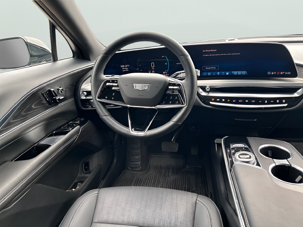 Certified 2024 Cadillac Lyriq Sport RWD image 29