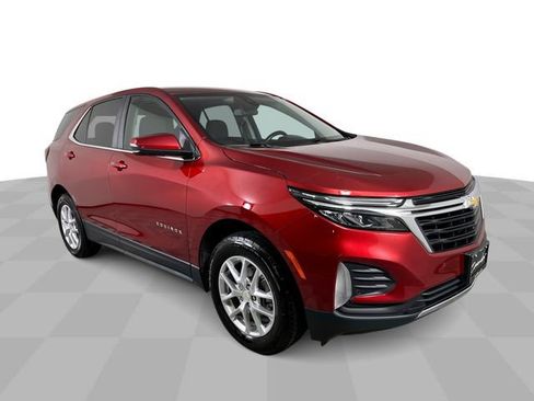 Used 2023 Chevrolet Equinox LT AWD/4WD image 2
