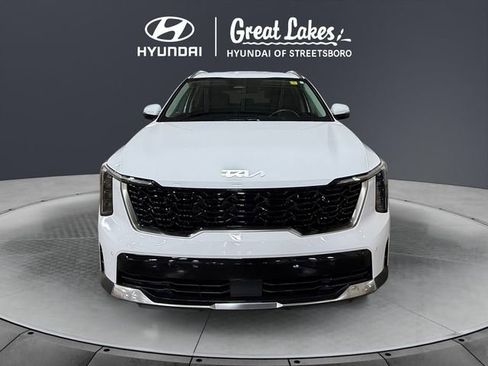 Used 2025 Kia Sorento S FWD image 9