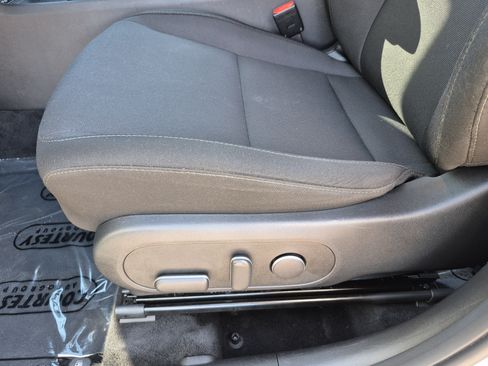 Certified 2025 Hyundai Kona SEL FWD image 19