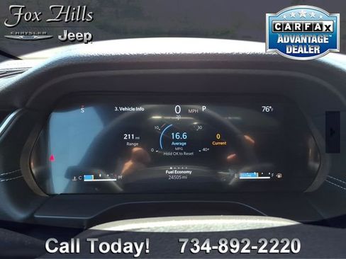 Used 2024 Jeep Grand Cherokee L Limited AWD/4WD image 22