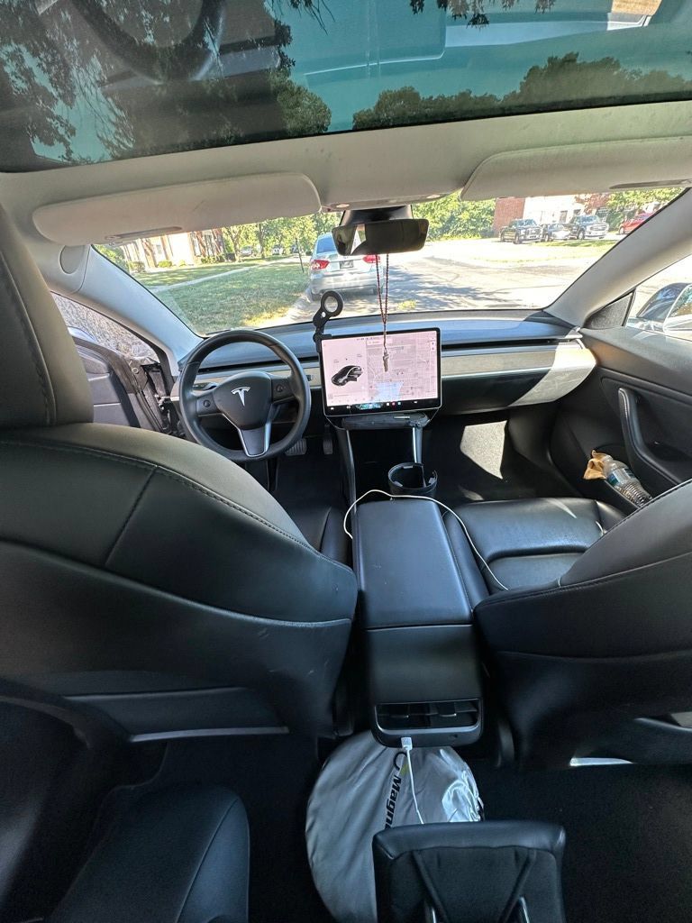 Used 2020 Tesla Model 3 Long Range AWD/4WD image 3