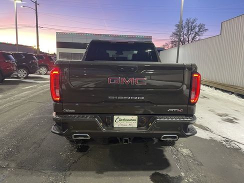 Used 2023 GMC Sierra 1500 AT4 image 6