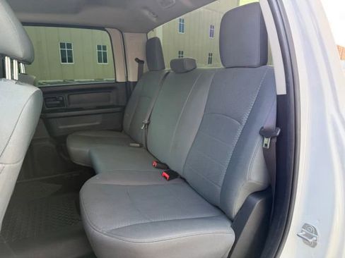 Used 2018 RAM 2500 Tradesman w/ Chrome Appearance Group image 20