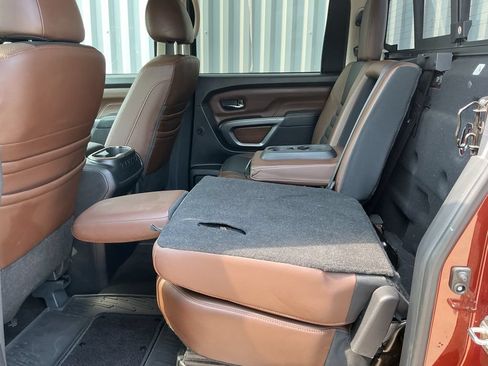 Used 2018 Nissan Titan Platinum Reserve w/ Platinum Utility Package AWD/4WD image 19