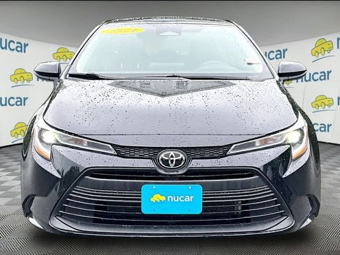 Used 2024 Toyota Corolla LE FWD image 2