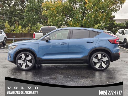 Certified 2023 Volvo C40 P8 Recharge Ultimate image 3