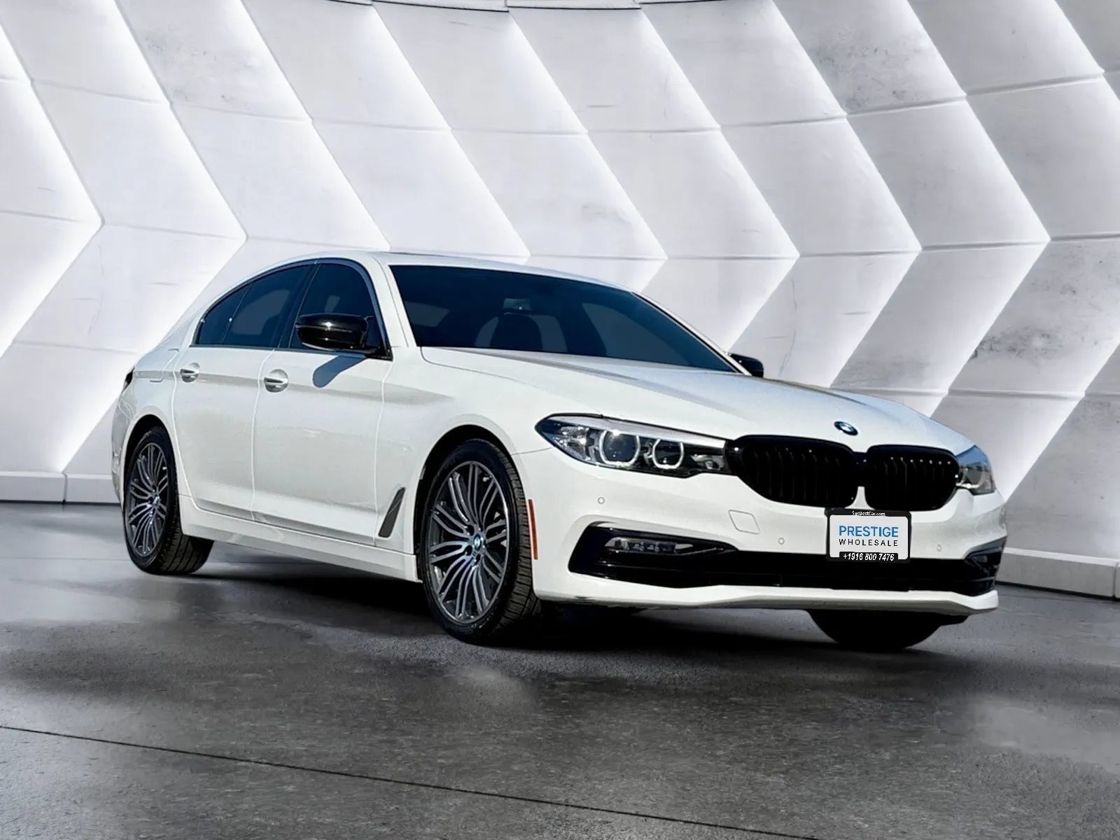 Used 2018 BMW 530i RWD image 3