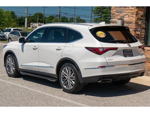 Used 2024 Acura MDX SH-AWD w/ Advance Package image 5