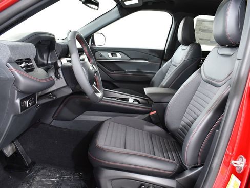 New 2026 Ford Explorer ST-Line AWD/4WD image 6