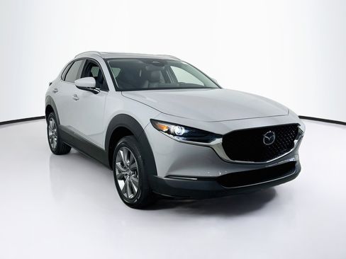 Used 2025 MAZDA CX-30 AWD 2.5 S w/ Preferred Package image 3