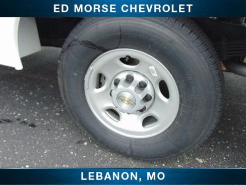 New 2025 Chevrolet Express 3500 Reading Utility Van w/ Power Convenience Package image 9