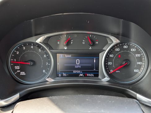 Used 2020 Chevrolet Equinox LT FWD image 17